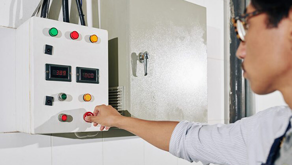 電熱水器漏電保護插頭安全使用選“嘉榮電子漏電保護插頭”